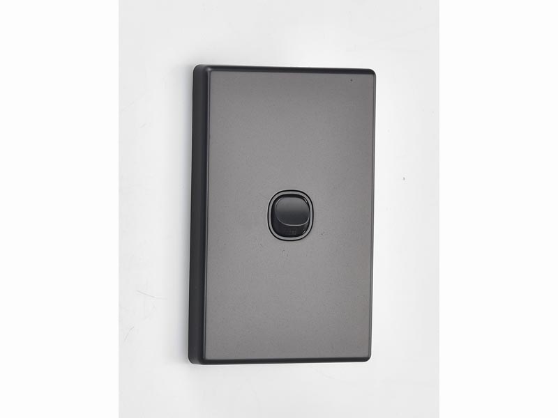 1 GANG SWITCH BLACK